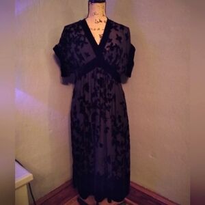 NWT BCBG $300  Party dress Vintage black classic